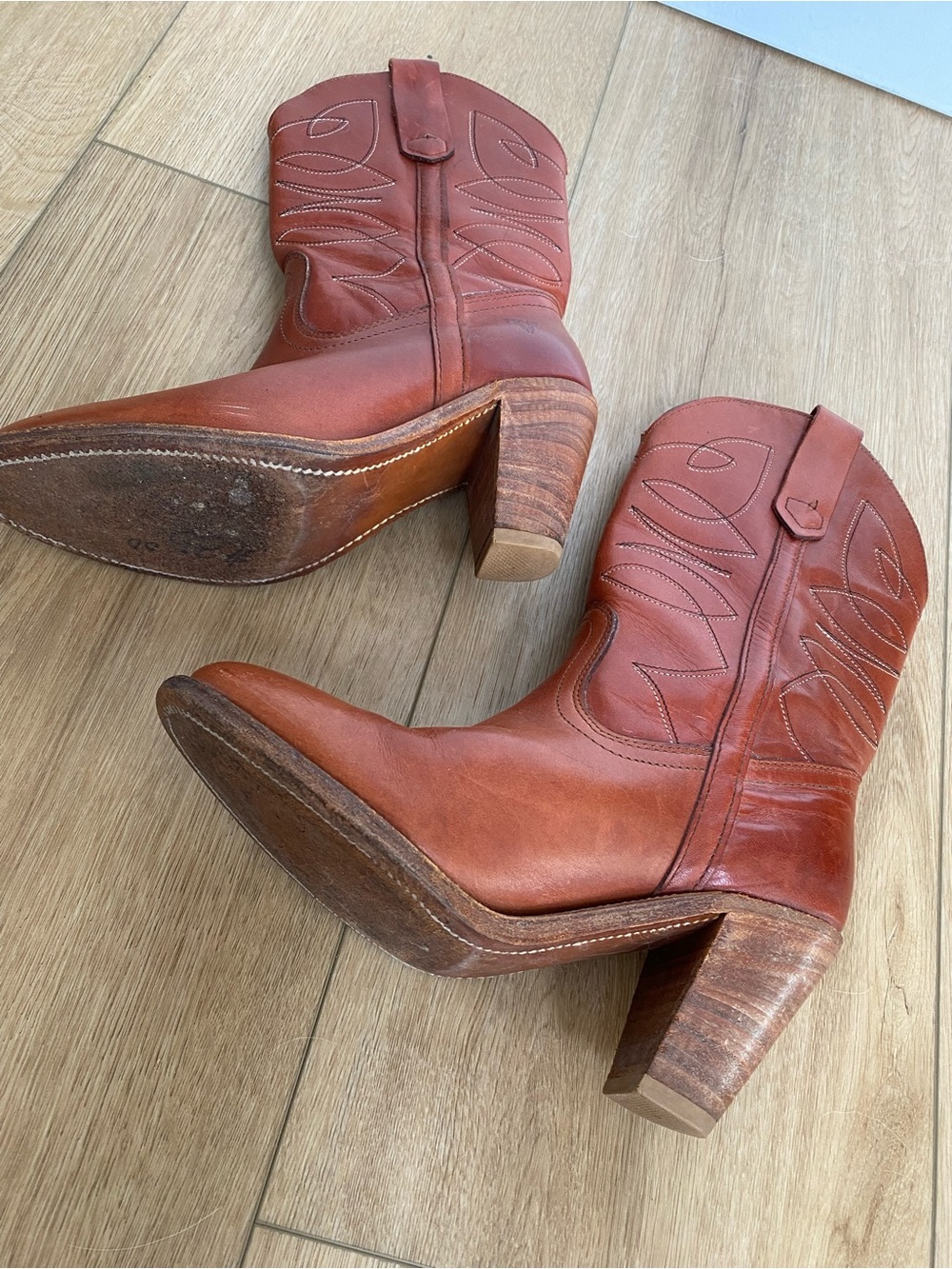 Vtg 70s FRYE Leather Cowboy Boots 7130 Cognac 6B - Picture 9 of 14